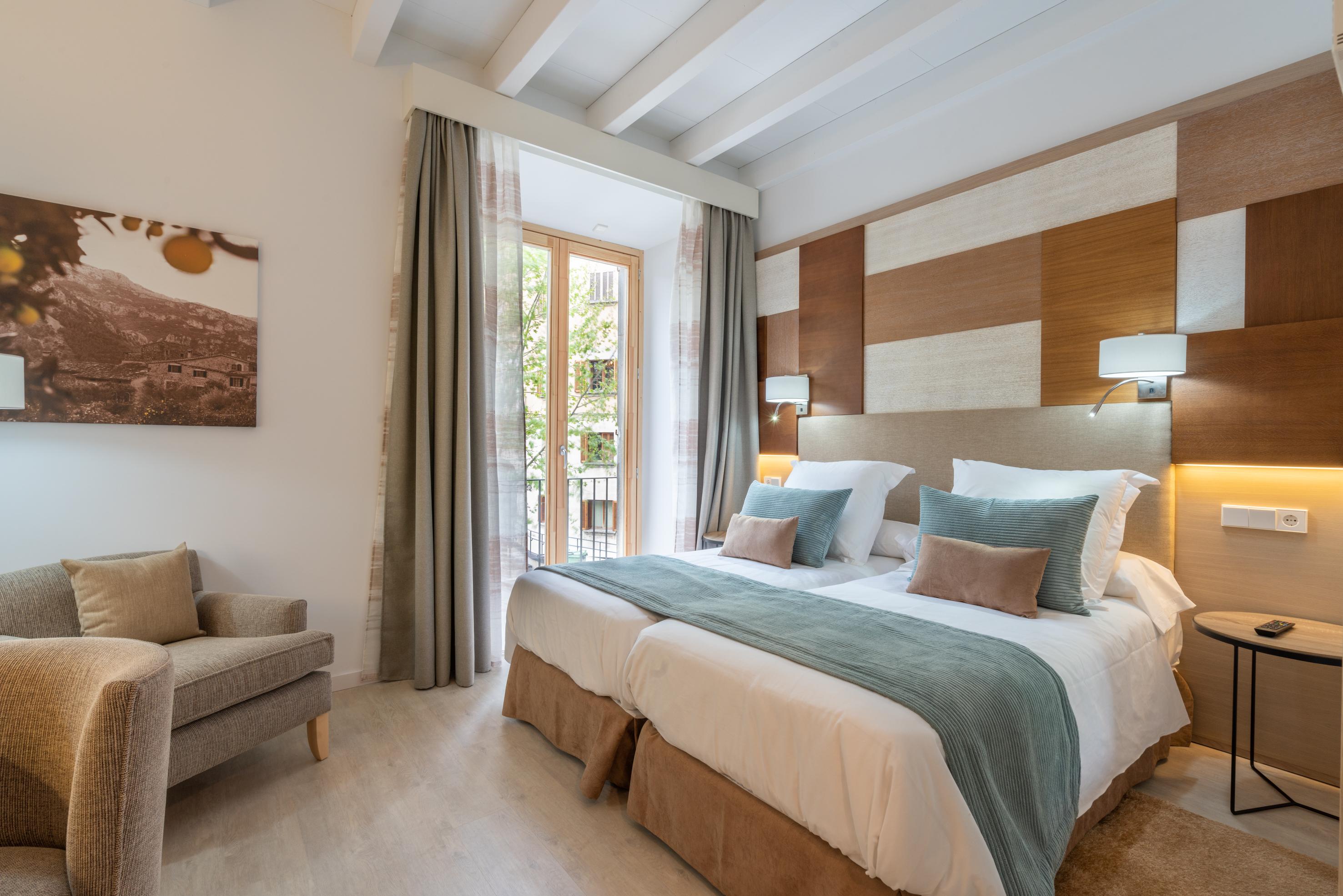 Готель Soller Plaza Екстер'єр фото