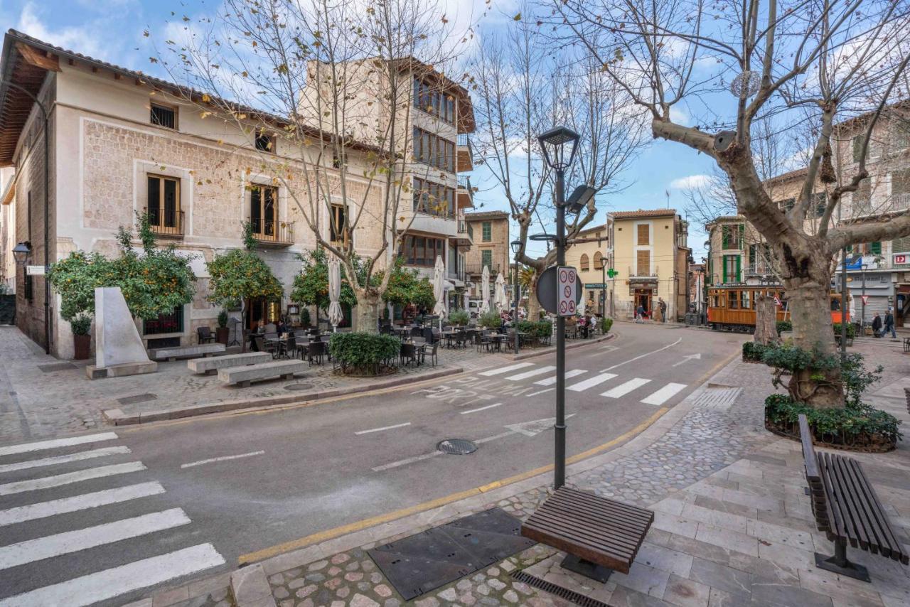 Готель Soller Plaza Екстер'єр фото