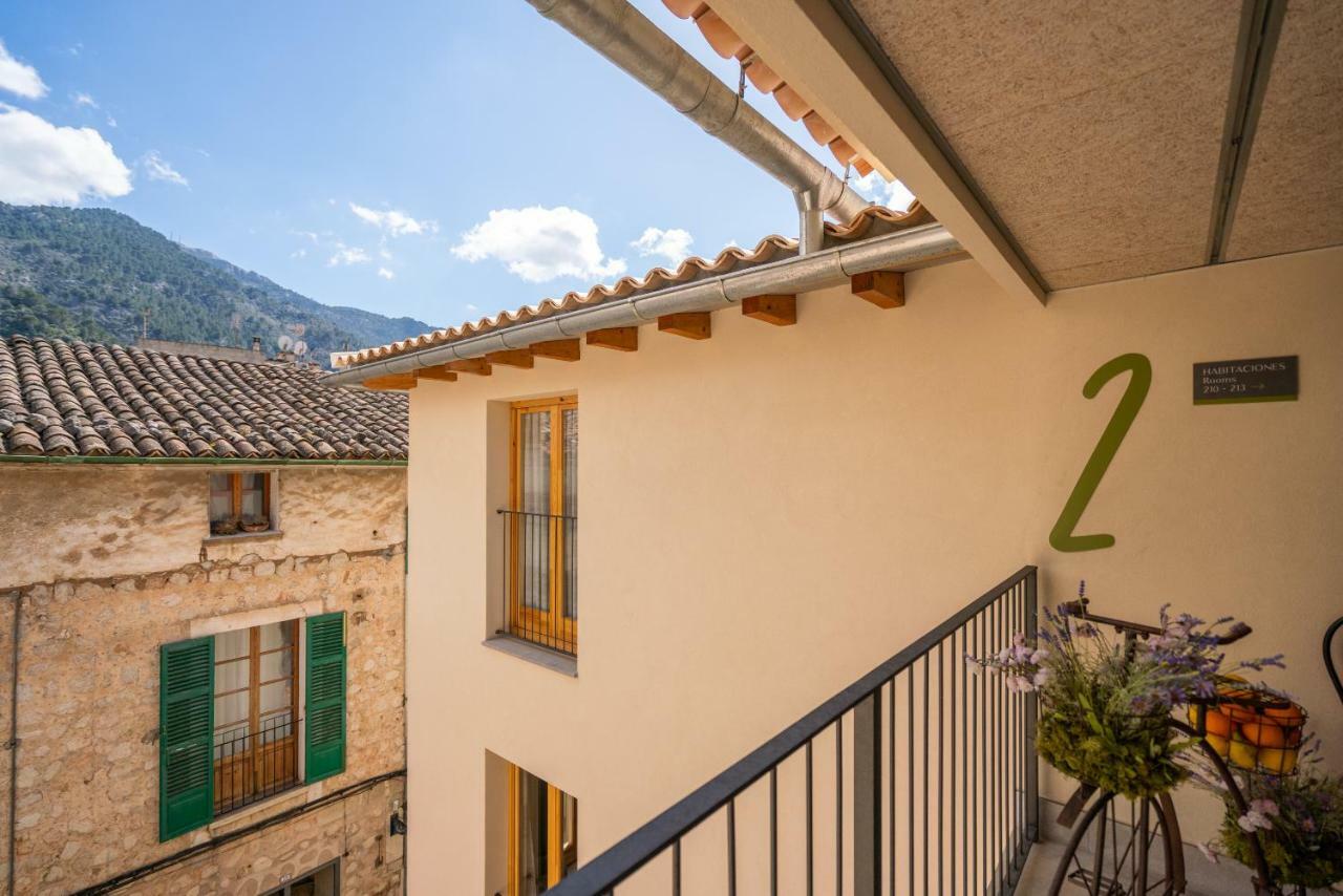 Готель Soller Plaza Екстер'єр фото