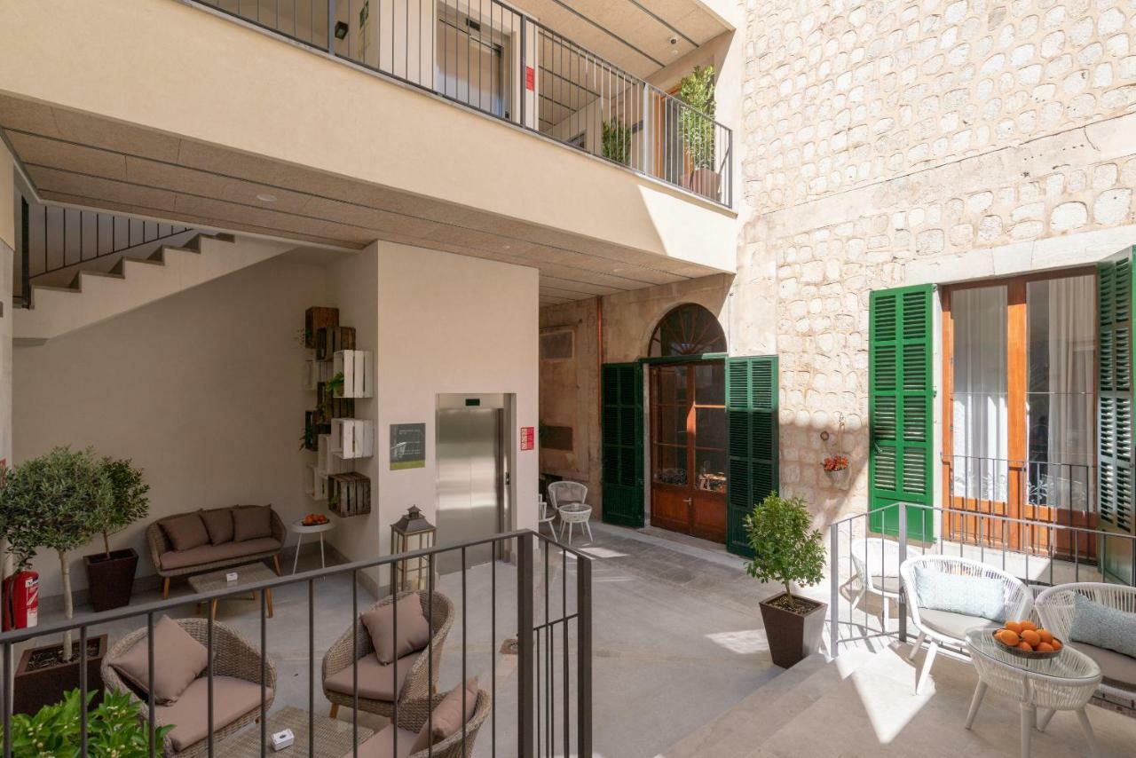 Готель Soller Plaza Екстер'єр фото